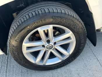Used Volkswagen Amarok 2015 for sale - 74676769: Photo