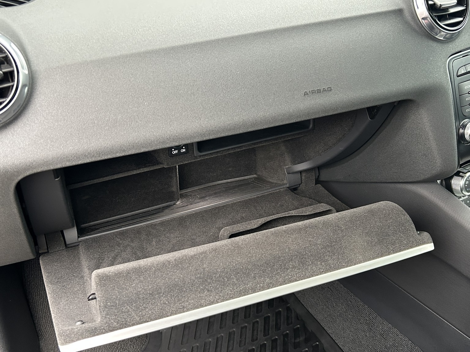 Used Audi TT 2012 for sale - 76461583: Photo 31