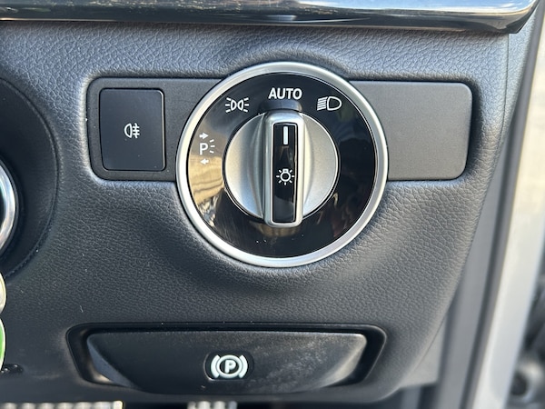 Used Mercedes-Benz CLS 2015 for sale - 76225336: Photo 32