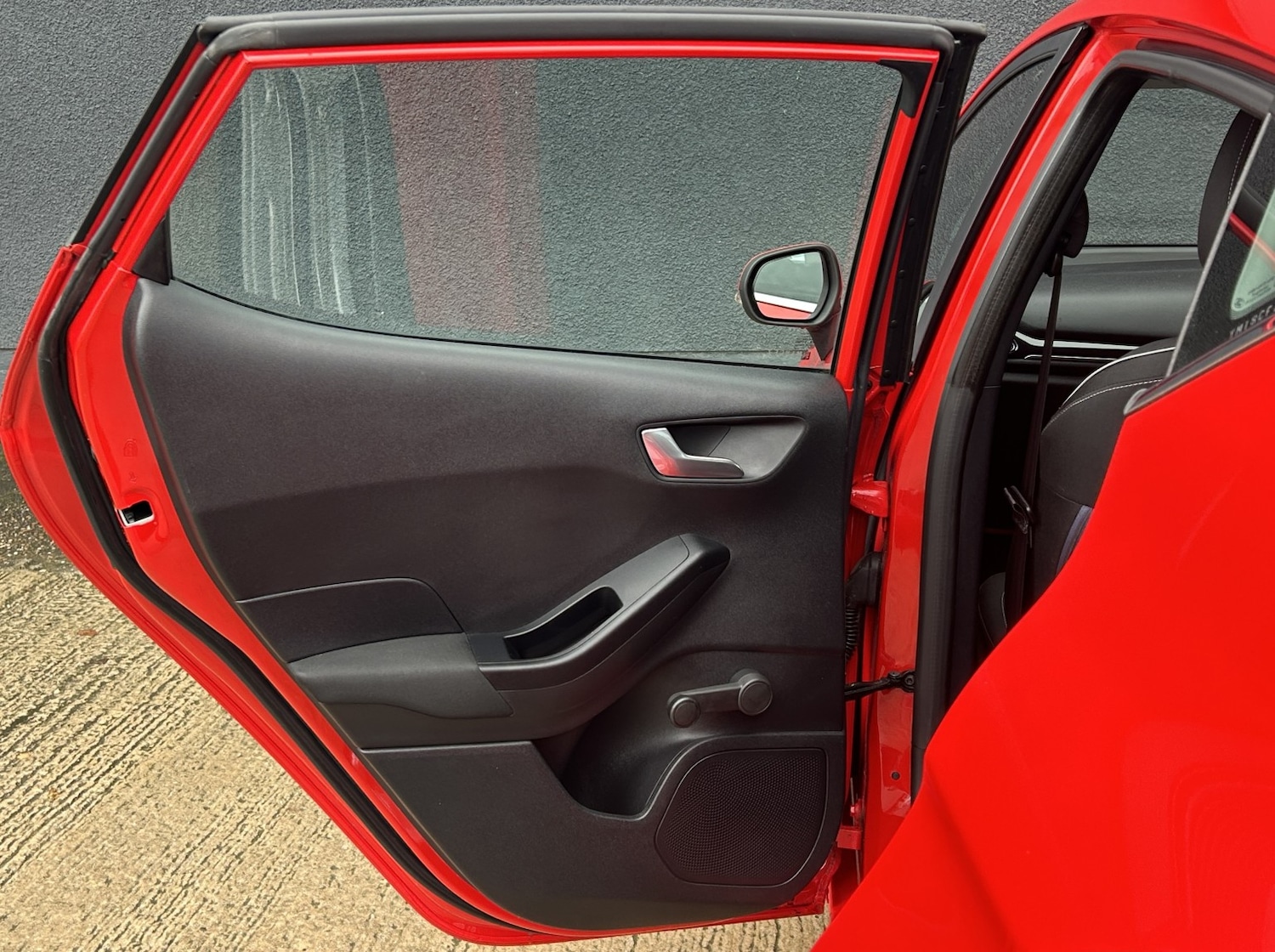 Used Ford Fiesta 2018 for sale - 76476959: Photo 41