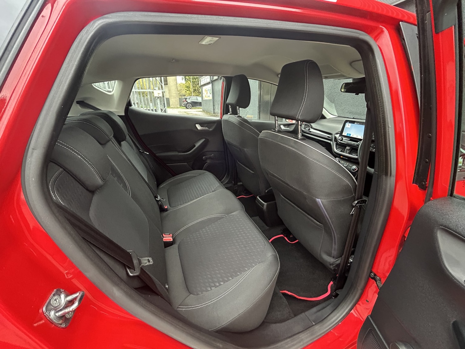 Used Ford Fiesta 2018 for sale - 76476959: Photo 48