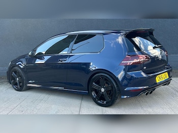 Used Volkswagen Golf 2015 for sale - 76082765: Photo 2