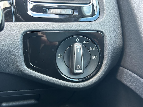 Used Volkswagen Golf 2015 for sale - 76082765: Photo 34