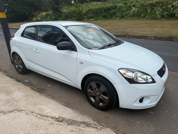 Used Kia Pro Ceed 2010 for sale - 76000340: Photo 1