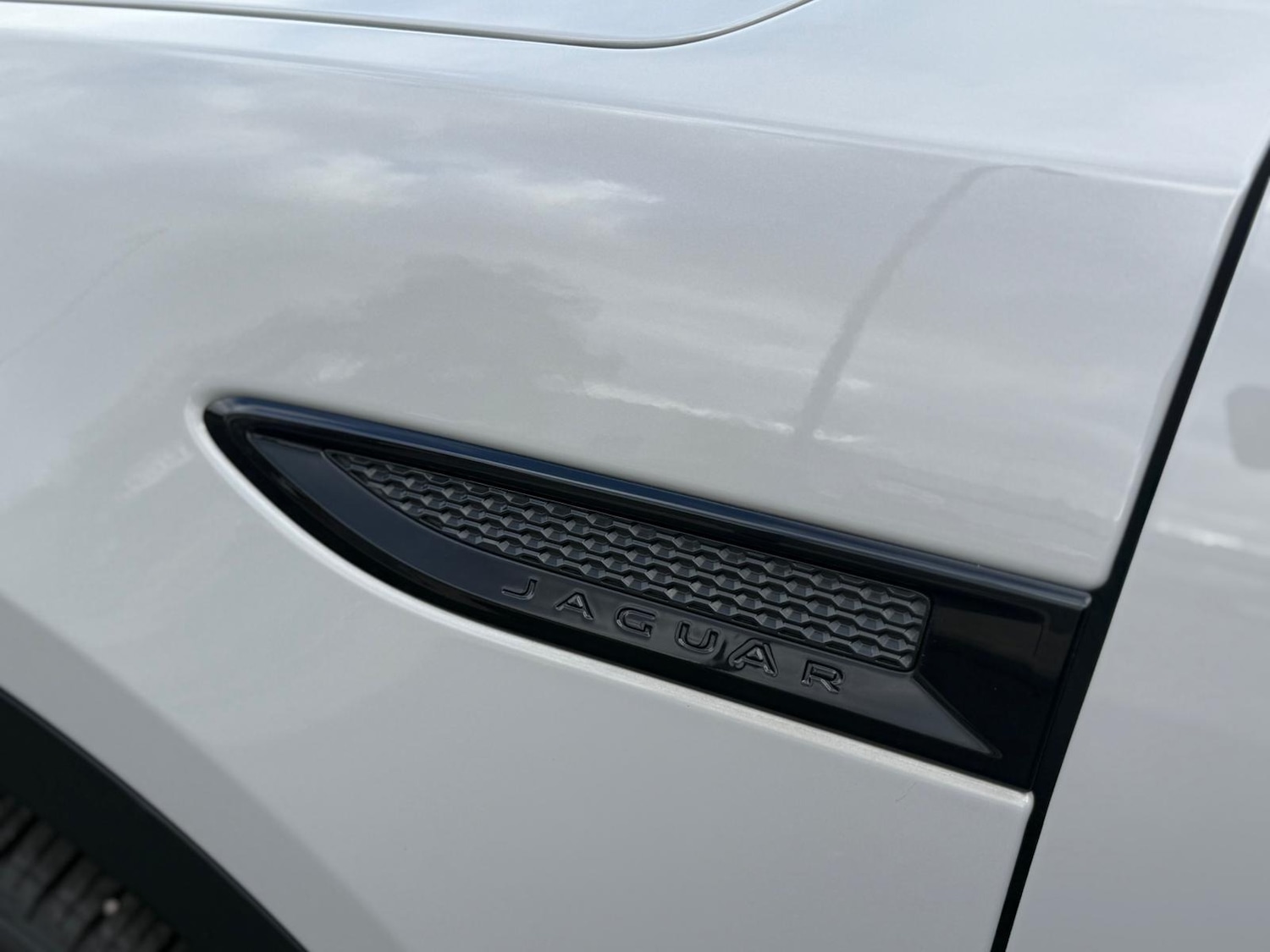 Used Jaguar E-Pace 2018 for sale - 76404421: Photo 12