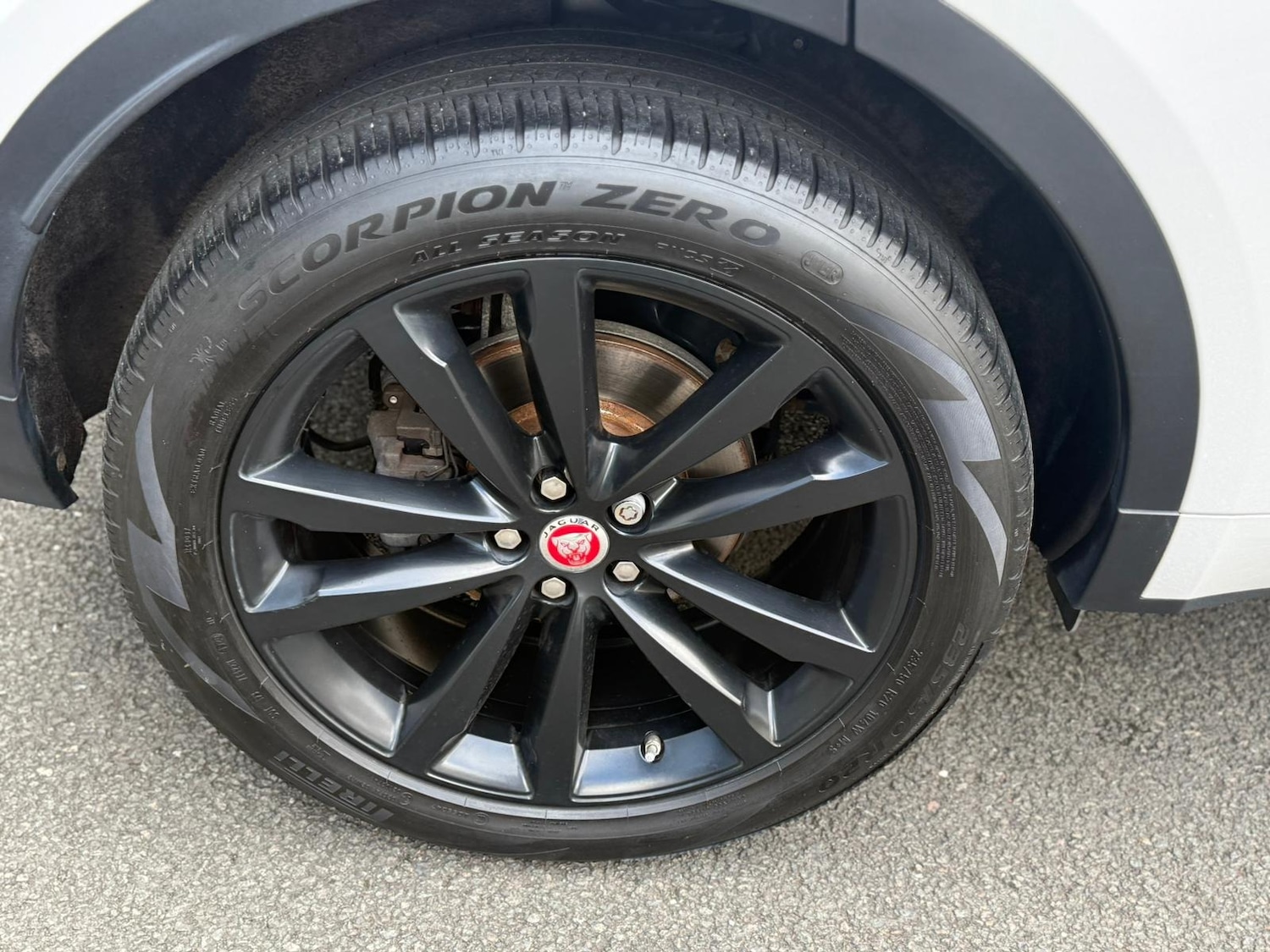 Used Jaguar E-Pace 2018 for sale - 76404421: Photo 15