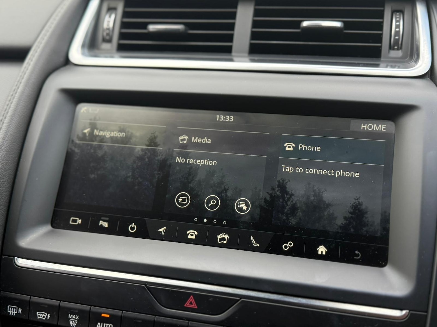 Used Jaguar E-Pace 2018 for sale - 76404421: Photo 19