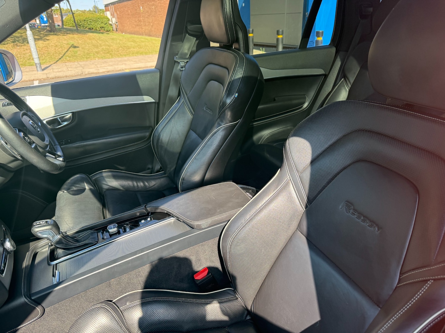 Vehicle 28