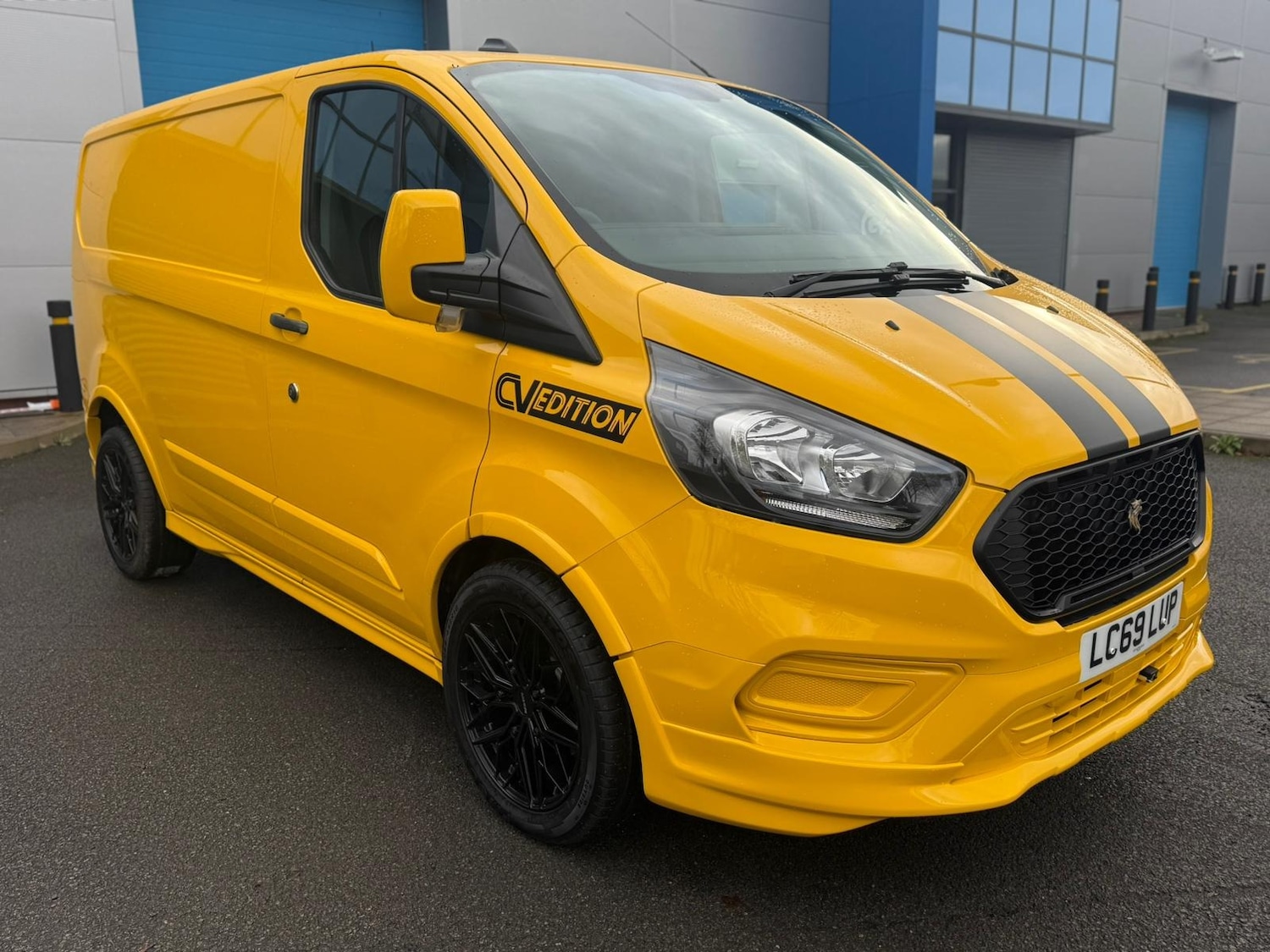 Used Ford Transit Custom 2019 for sale - 76707381: Photo 4
