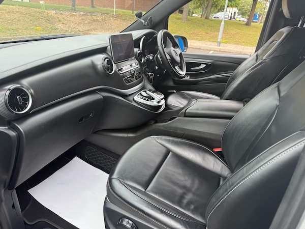 Used Mercedes-Benz V-Class 2019 for sale - 75349543: Photo 16