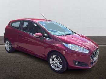 2013 (13) - 1.25 82 Zetec 3dr Very Low Mileage Example