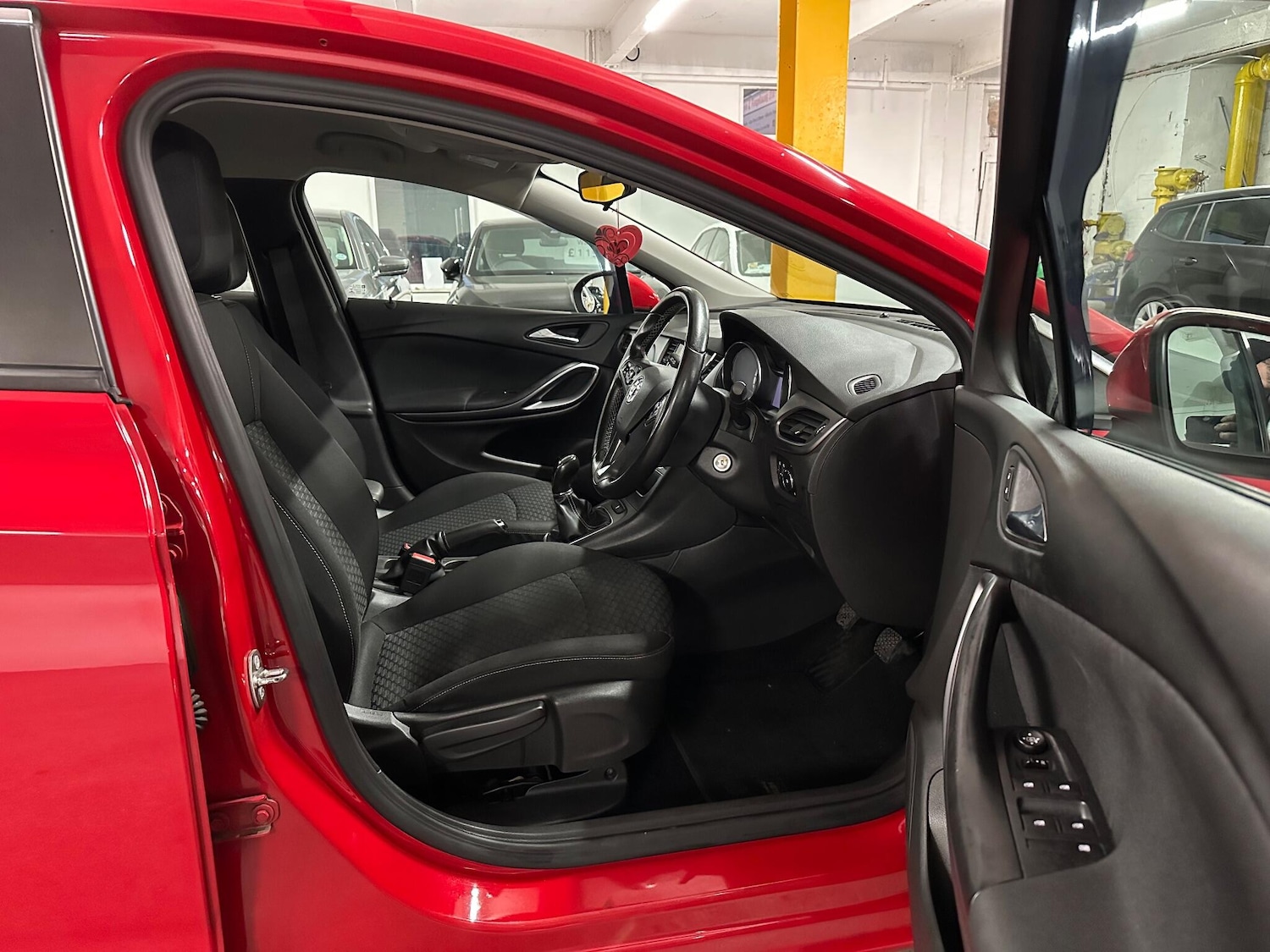 Used Vauxhall Astra 2016 for sale - 76728711: Photo 10