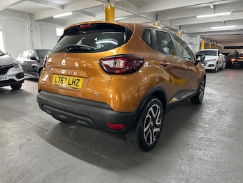 Used Renault Captur 2017 for sale - 78231860: Photo