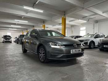 Used Volkswagen Golf 2018 for sale - 74770138: Photo