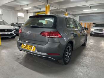 Used Volkswagen Golf 2018 for sale - 74770138: Photo
