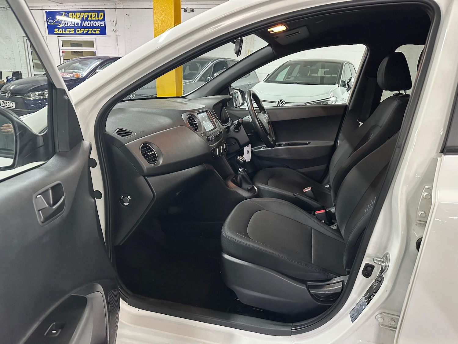 Used Hyundai i10 2018 for sale - 76996246: Photo 13