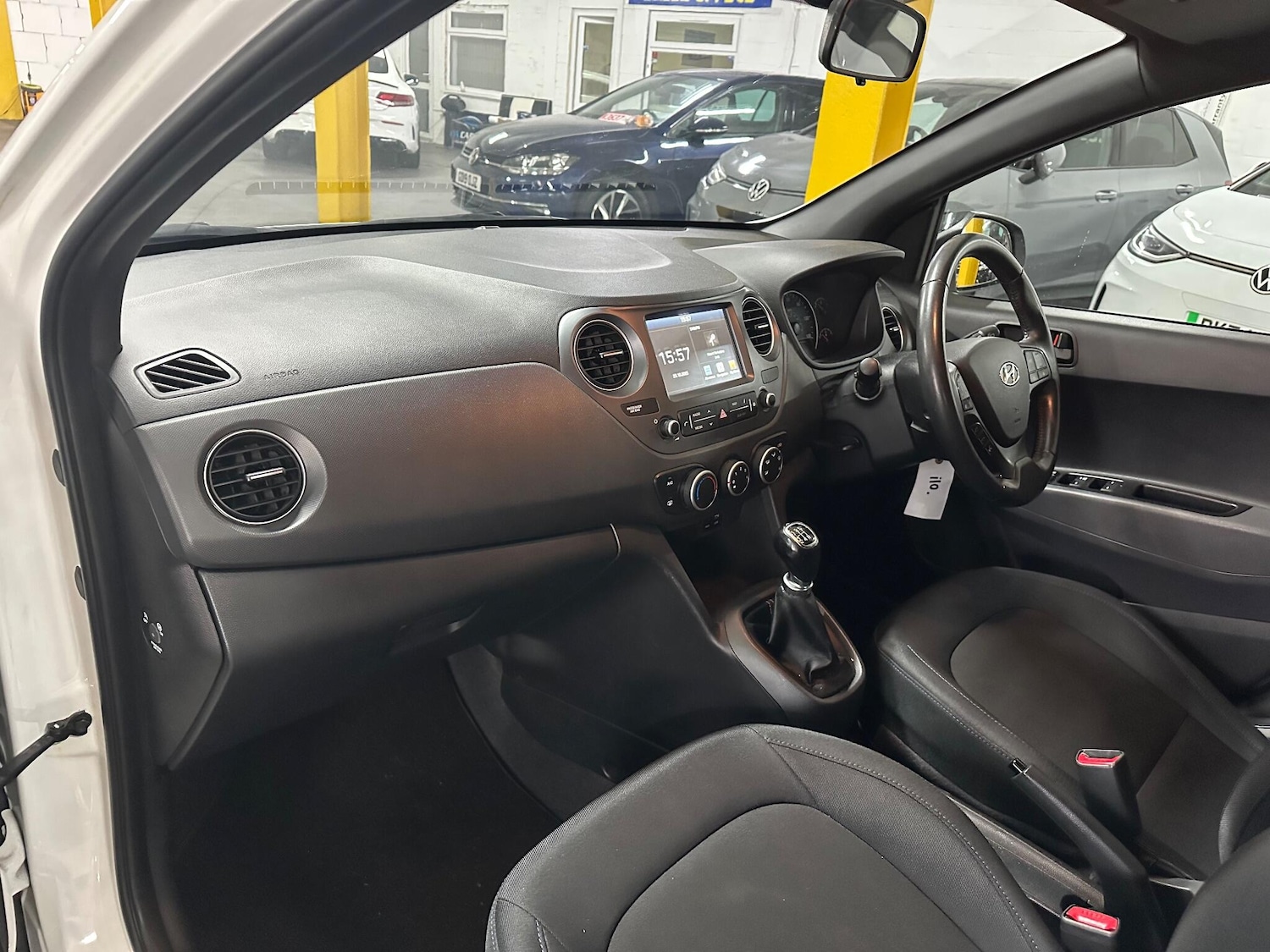 Used Hyundai i10 2018 for sale - 76996246: Photo 14