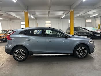 Used Volvo V40 Cross Country 2016 for sale - 79726955: Photo