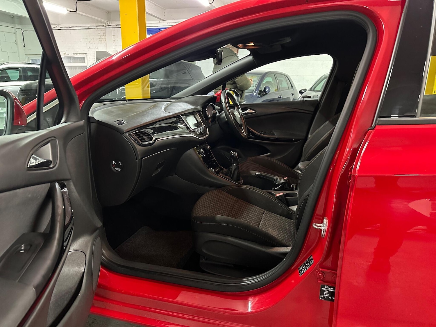 Used Vauxhall Astra 2016 for sale - 77097815: Photo 28