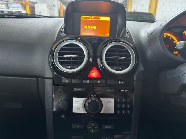 Used Vauxhall Corsa 2014 for sale - 75459686: Photo 24