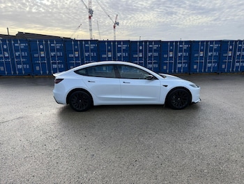 Used Tesla Model 3 2025 for sale - 77737637: Photo