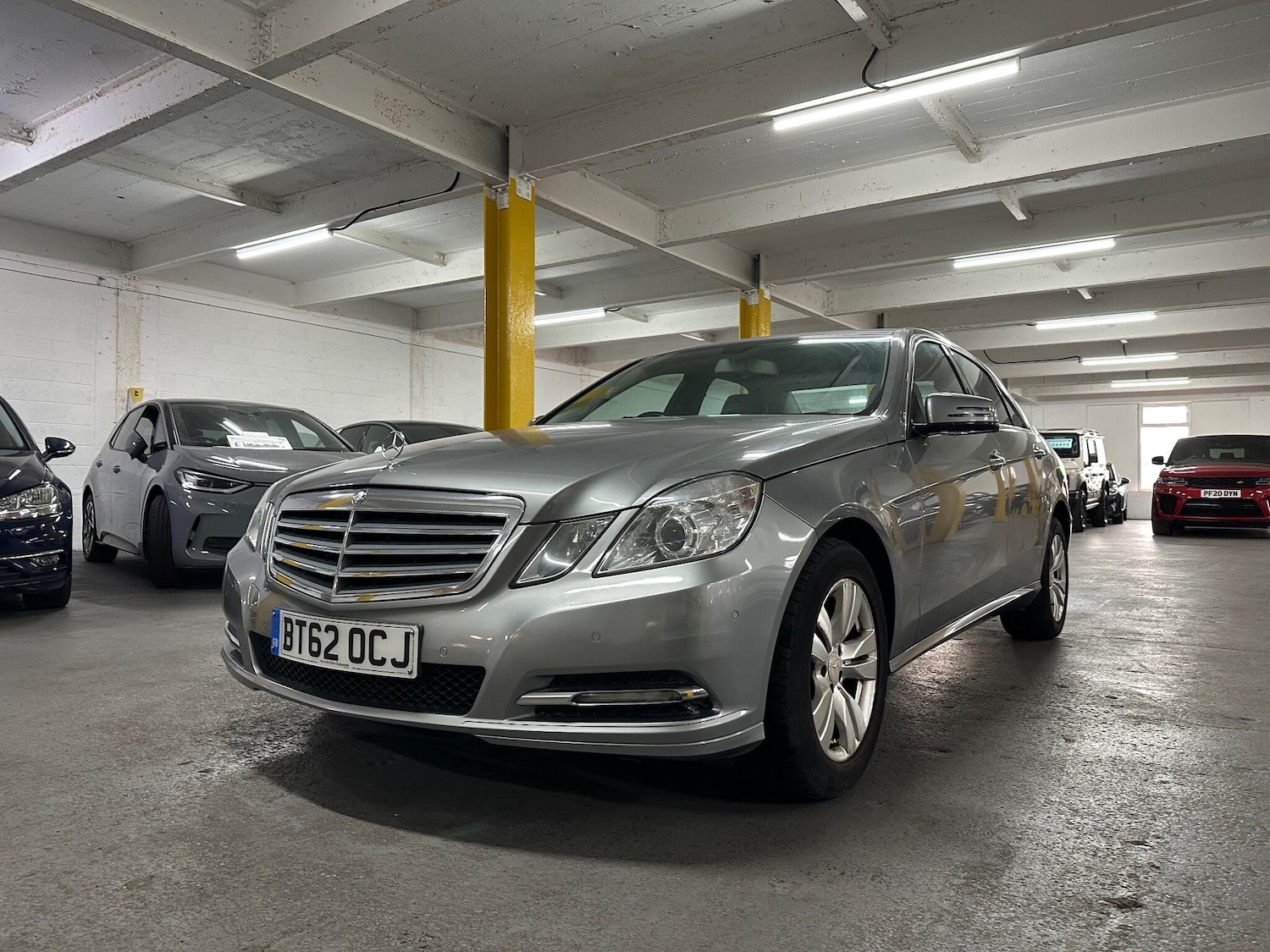 Used Mercedes-Benz E Class 2013 for sale - 75377414: Photo 11