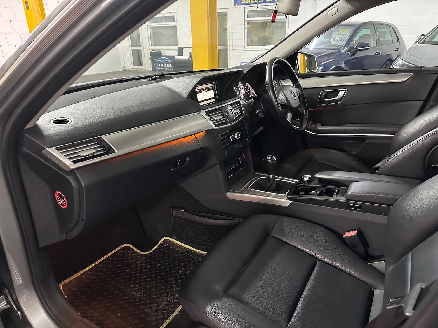 Used Mercedes-Benz E Class 2013 for sale - 75377414: Photo 17