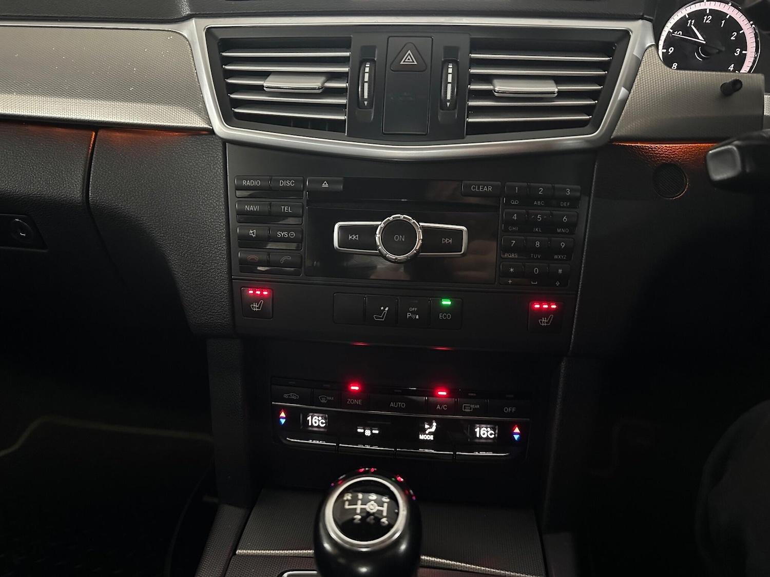 Used Mercedes-Benz E Class 2013 for sale - 75377414: Photo 24