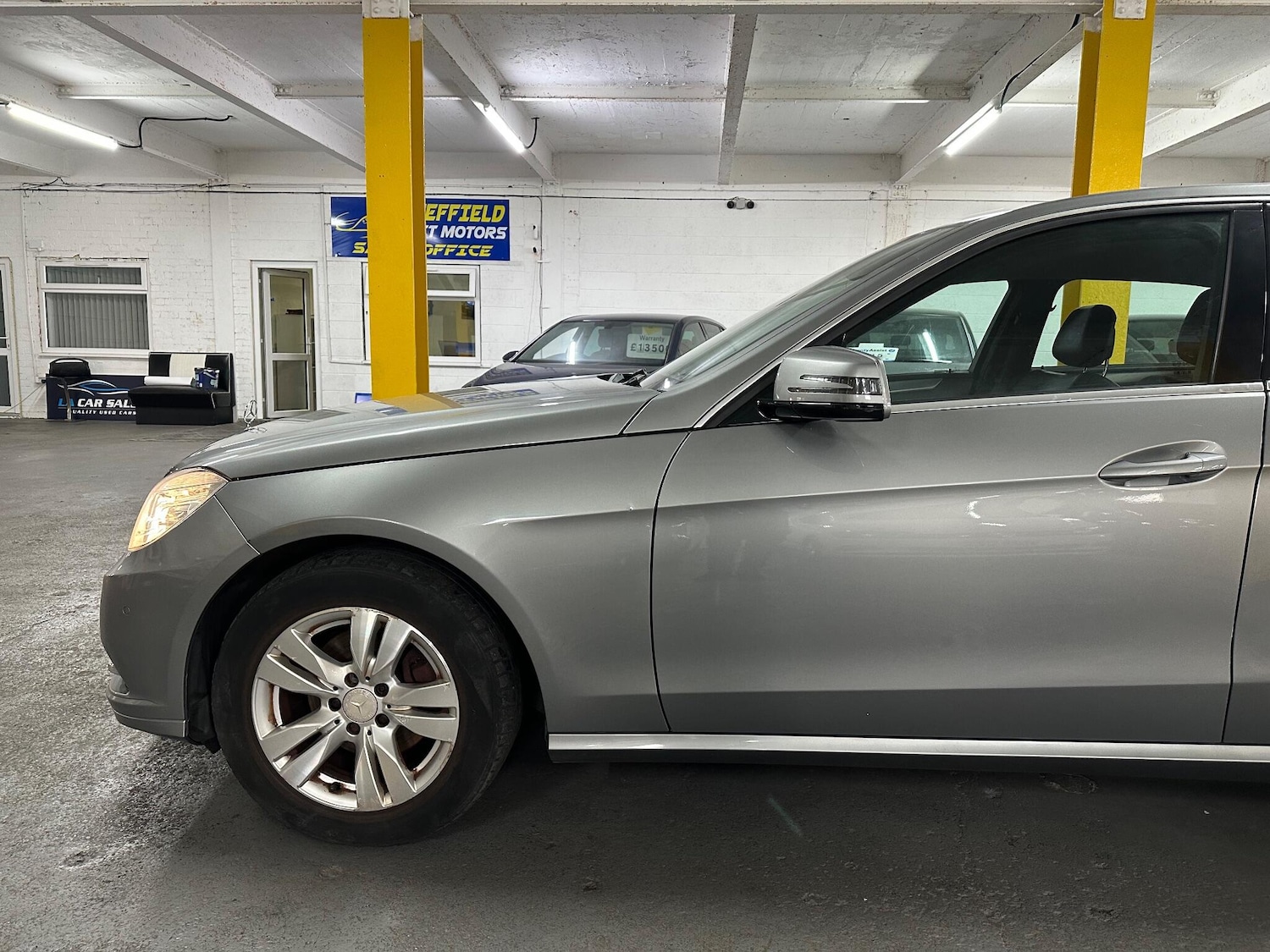 Used Mercedes-Benz E Class 2013 for sale - 75377414: Photo 26