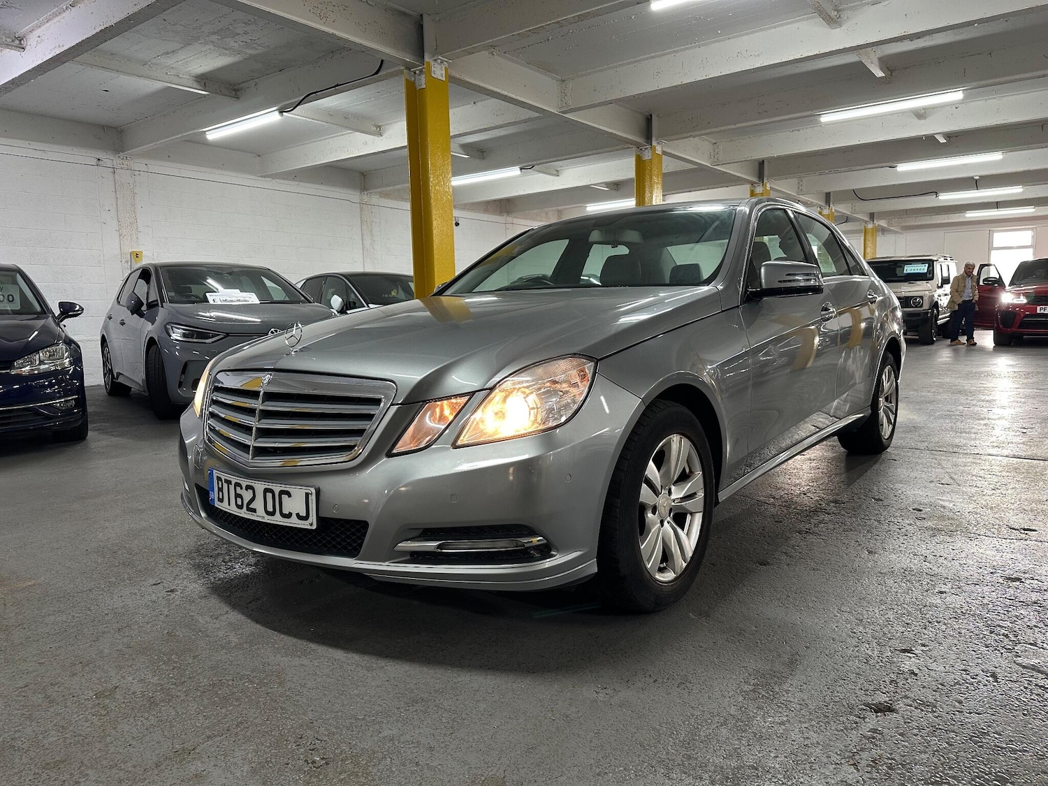 Used Mercedes-Benz E Class 2013 for sale - 75377414: Photo 8