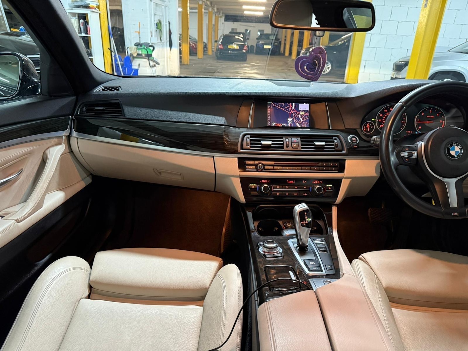 Used BMW 5 Series 2014 for sale - 77279055: Photo 12