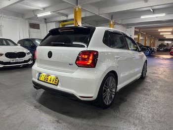 Used Volkswagen Polo 2015 for sale - 77412351: Photo