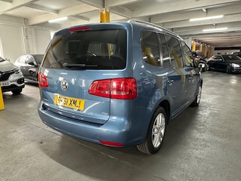 Used Volkswagen Touran 2012 for sale - 78471858: Photo