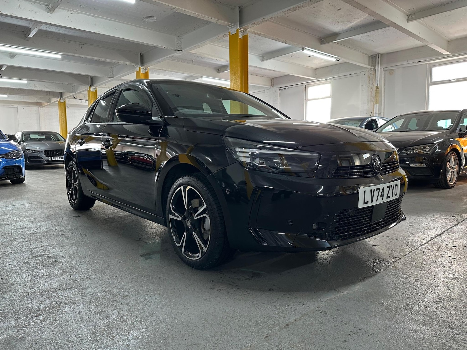 Used Vauxhall Corsa 2024 for sale - 76994899: Photo 1