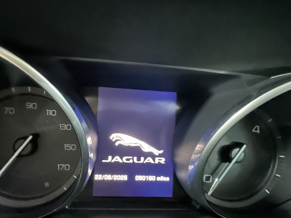 Used Jaguar XE 2016 for sale - 75520380: Photo 18
