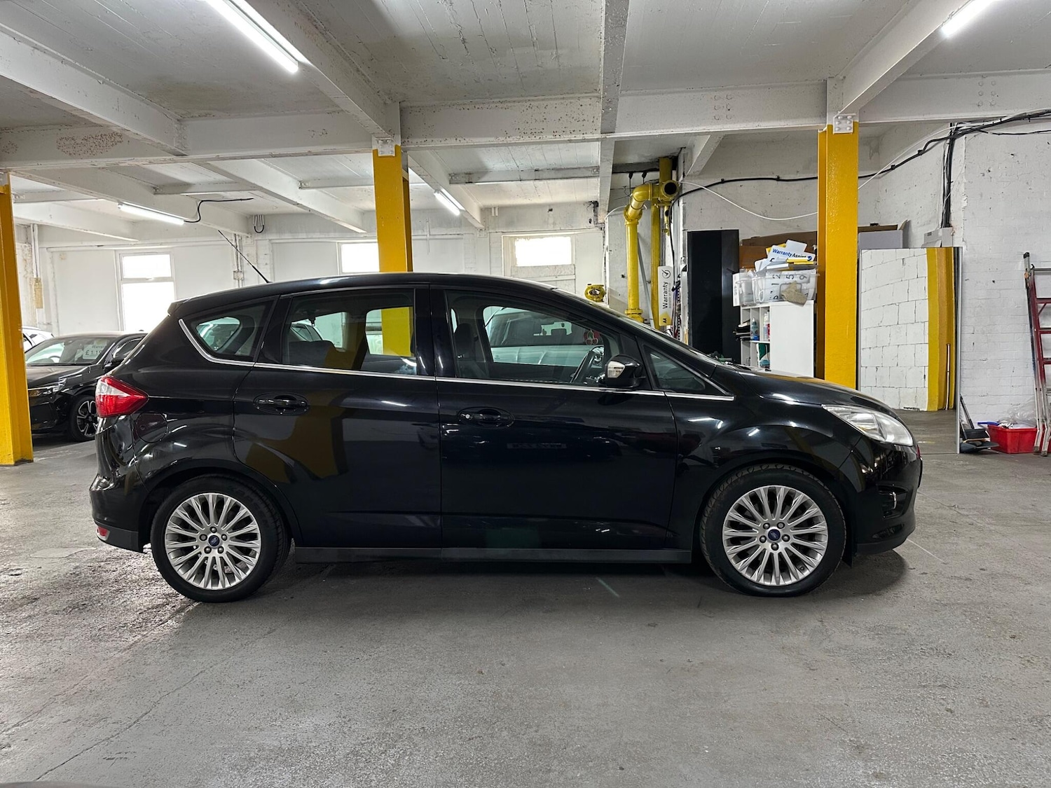 Used Ford C-Max 2014 for sale - 77992906: Photo 2