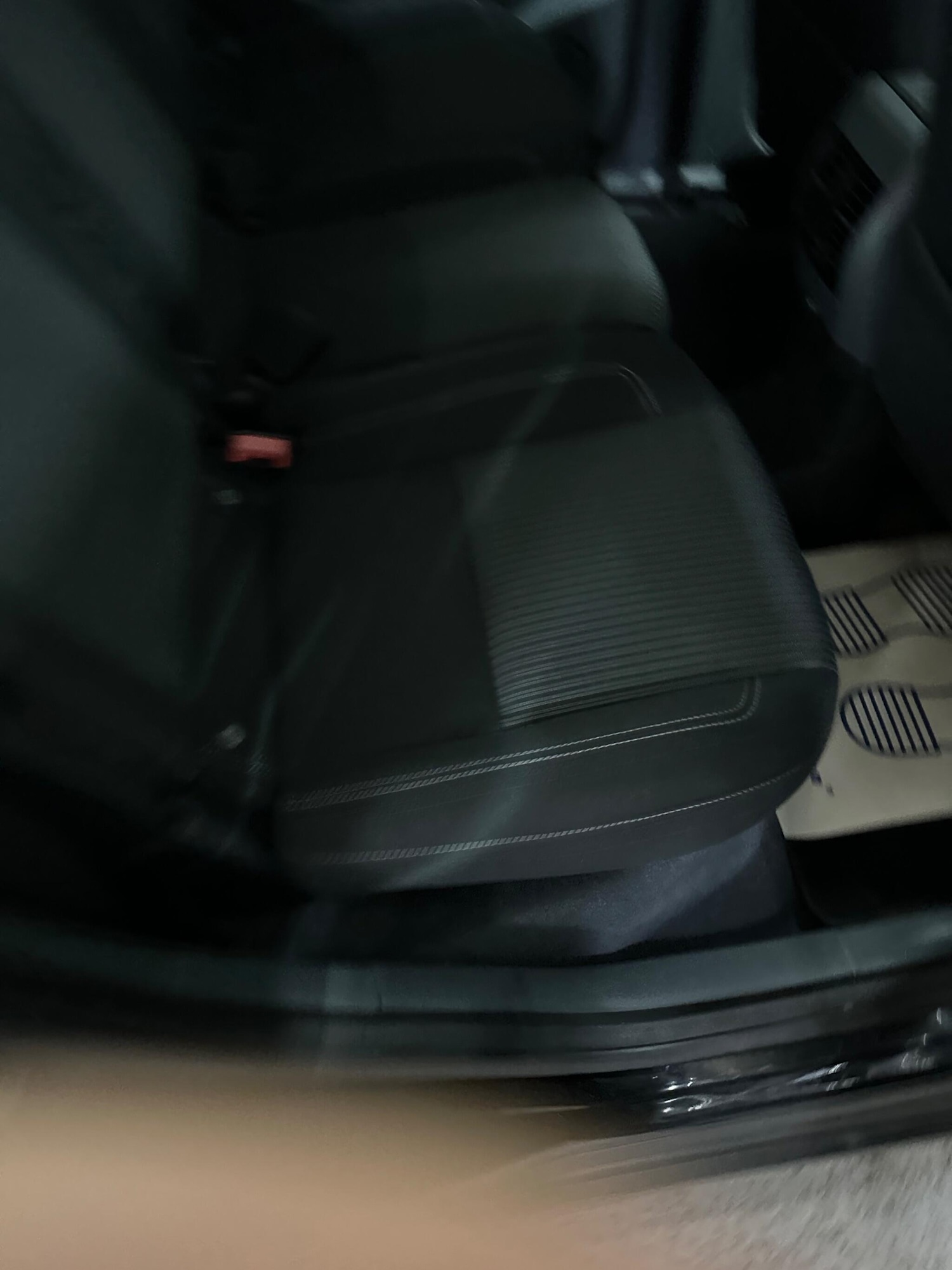 Used Ford C-Max 2014 for sale - 77992906: Photo 29