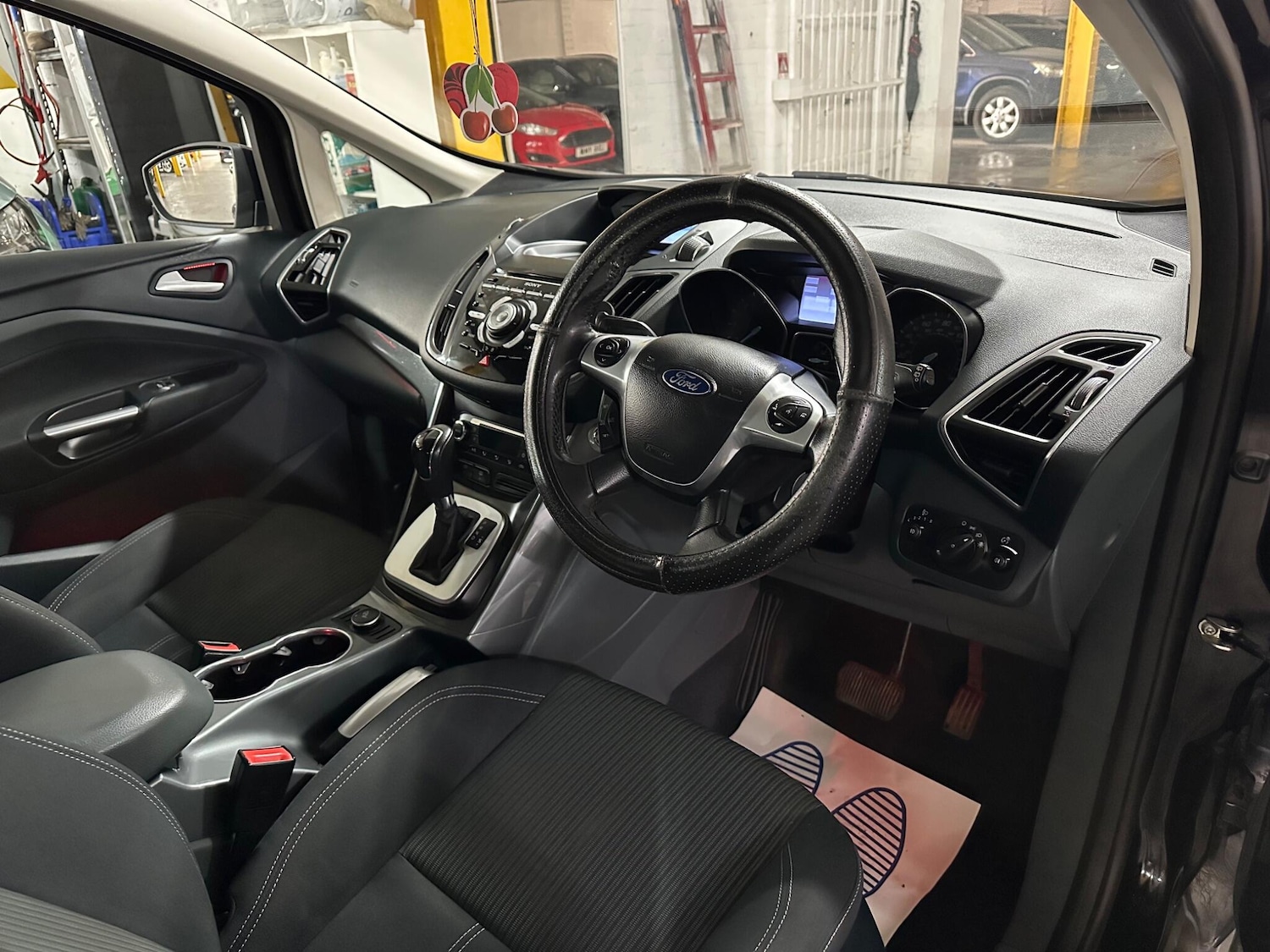 Used Ford C-Max 2014 for sale - 77992906: Photo 8