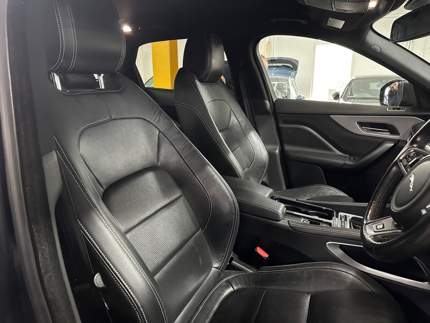 Used Jaguar F-Pace 2017 for sale - 76020368: Photo 12