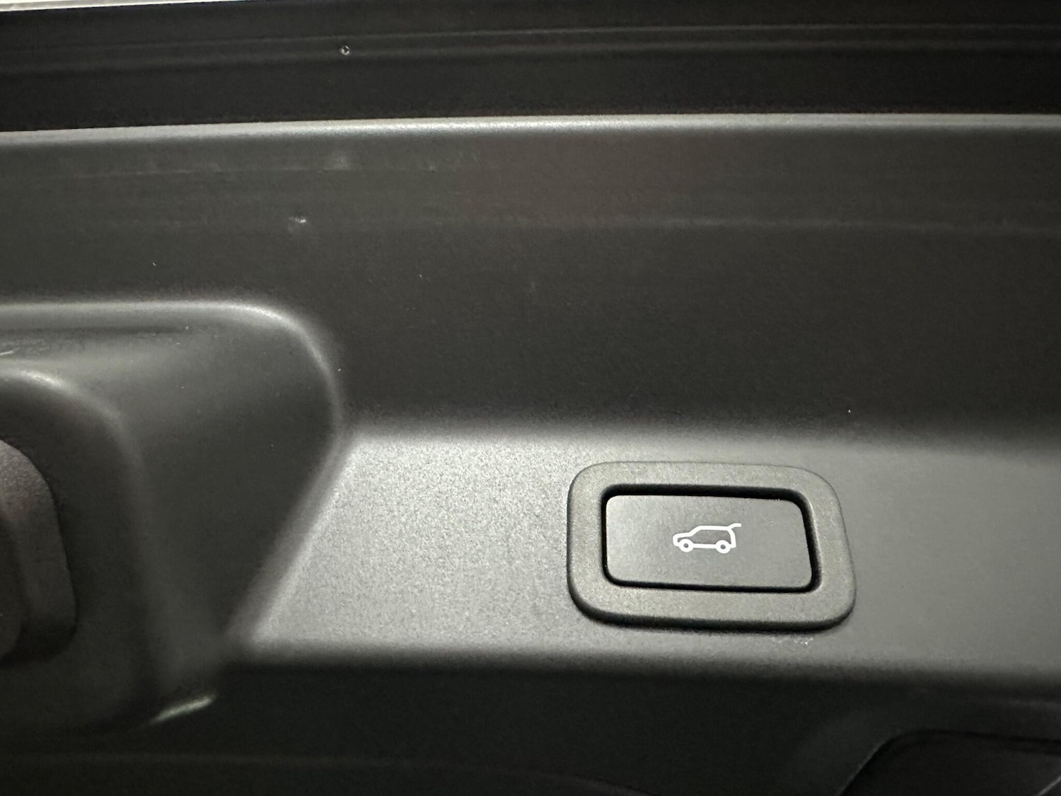 Used Jaguar F-Pace 2017 for sale - 76020368: Photo 14