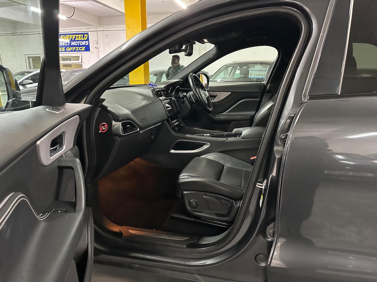 Used Jaguar F-Pace 2017 for sale - 76020368: Photo 18