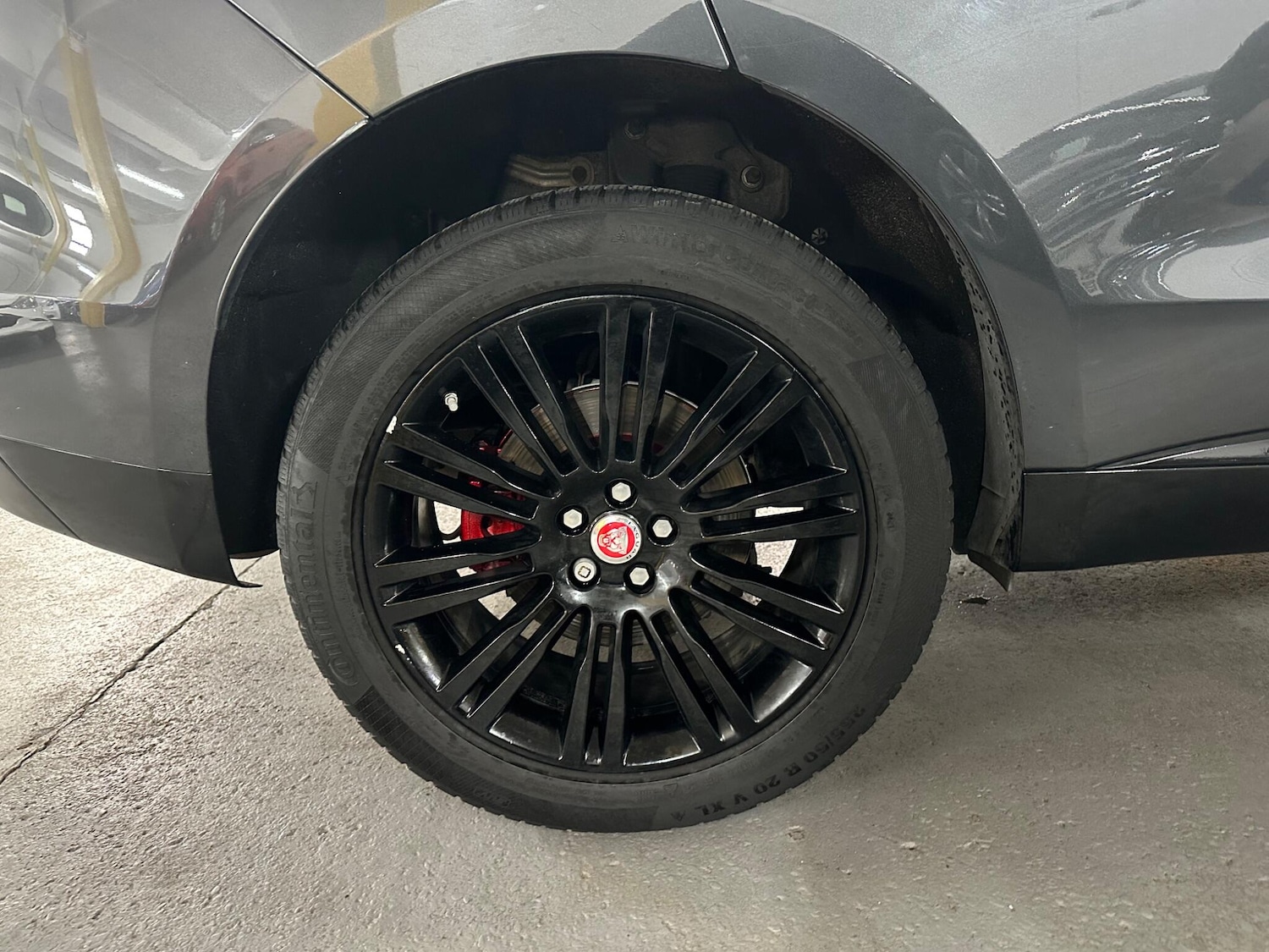 Used Jaguar F-Pace 2017 for sale - 76020368: Photo 34