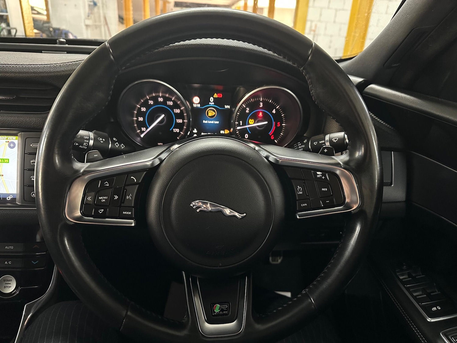 Used Jaguar XF 2016 for sale - 75906385: Photo 23