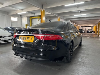 Used Jaguar XF 2016 for sale - 75906385: Photo