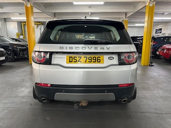Used Land Rover Discovery Sport 2016 for sale - 79025912: Photo