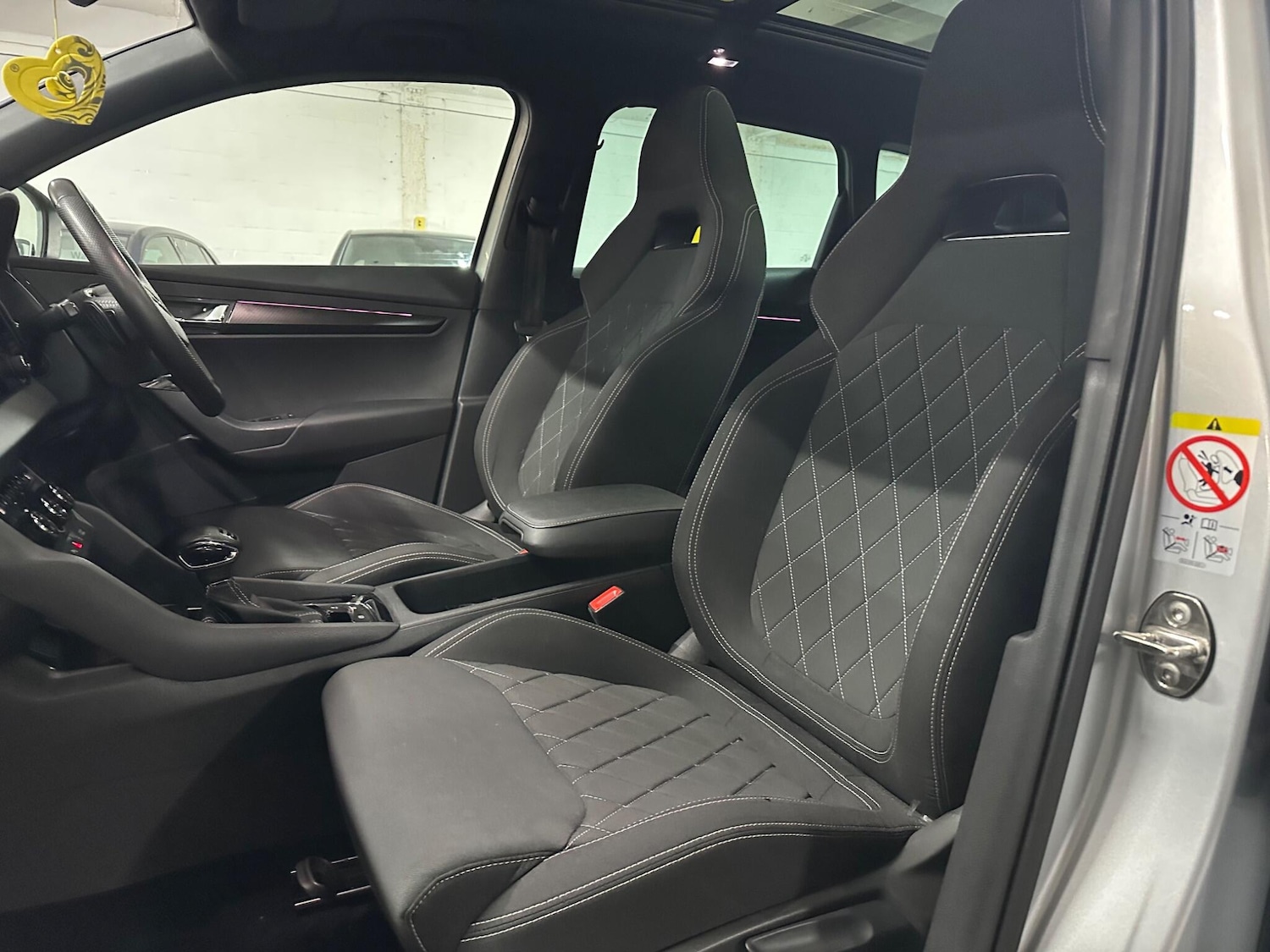 Used Skoda Karoq 2023 for sale - 77344642: Photo 21