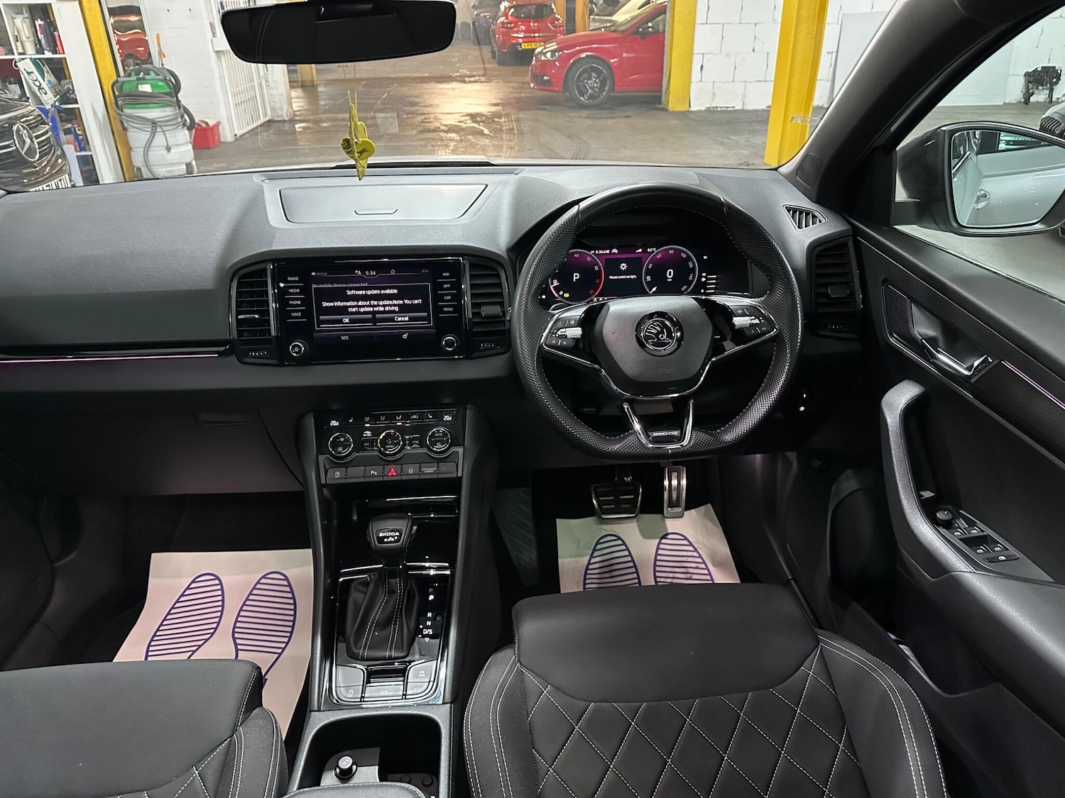 Used Skoda Karoq 2023 for sale - 77344642: Photo 25