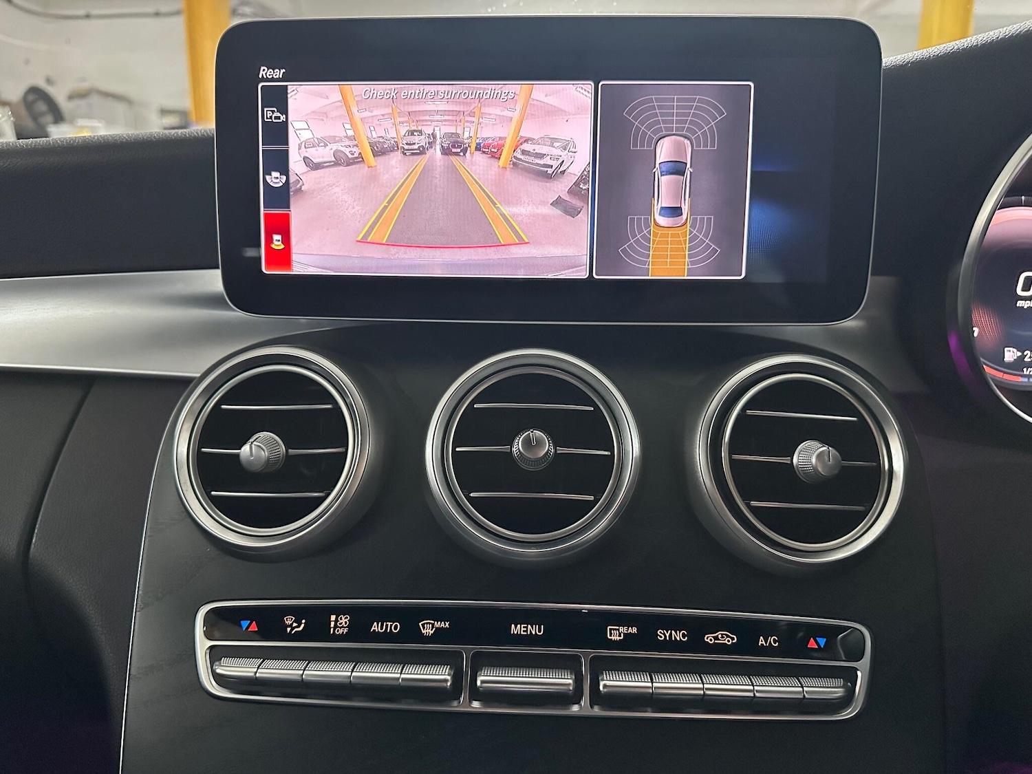 Used Mercedes-Benz C Class 2020 for sale - 76433098: Photo 28