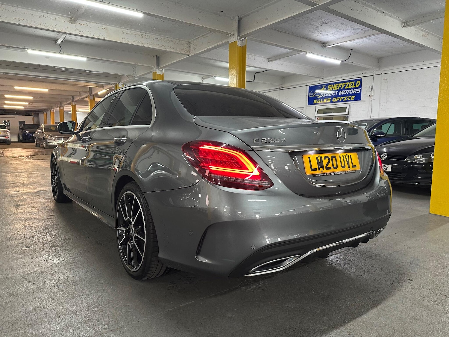 Used Mercedes-Benz C Class 2020 for sale - 76433098: Photo 4