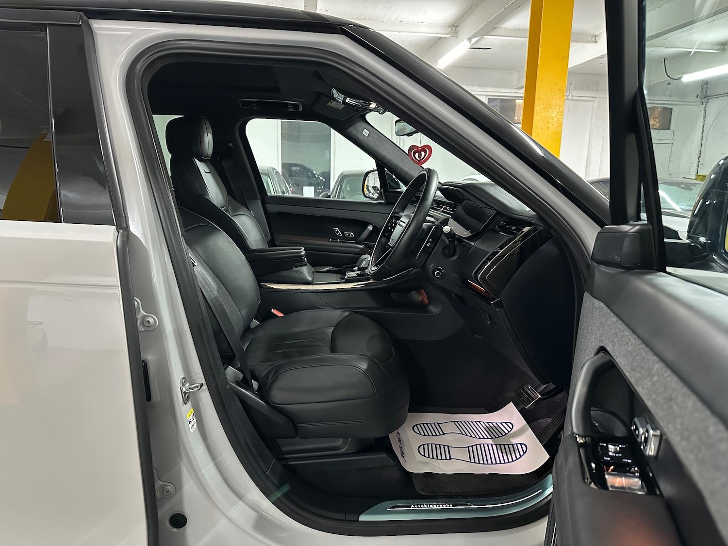 Used Land Rover Range Rover Sport 2024 for sale - 76433380: Photo 18